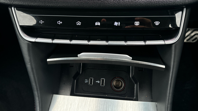 MG HS 1.5 T-GDI Trophy 5dr DCT Petrol Hatchback